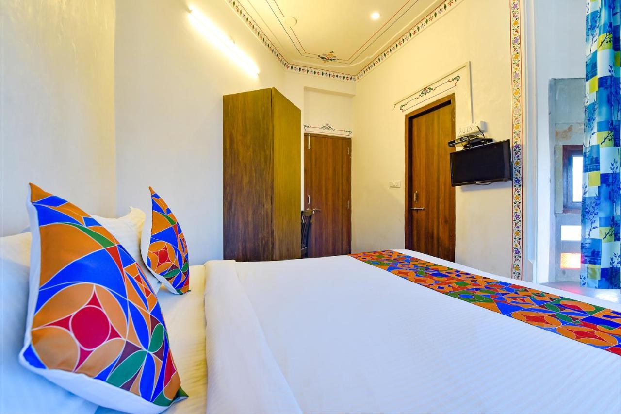 Fabexpress Achrol Palace Udaipur Exterior photo